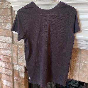 Lululemon size 8 top